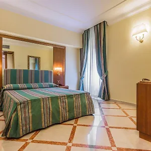 Raeli Noto Отель Рим